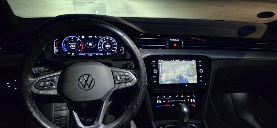 VW Passat Variant 2.0 TDI 200KS R-LINE / WEBASTO / HK / PANO / MATRIX, fotografija 10