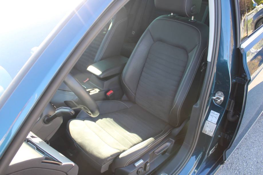 VW passat Variant 2.0 TDi DSG R-Line *LED, NAVIGACIJA, KAMERA* - nije, fotografija 10