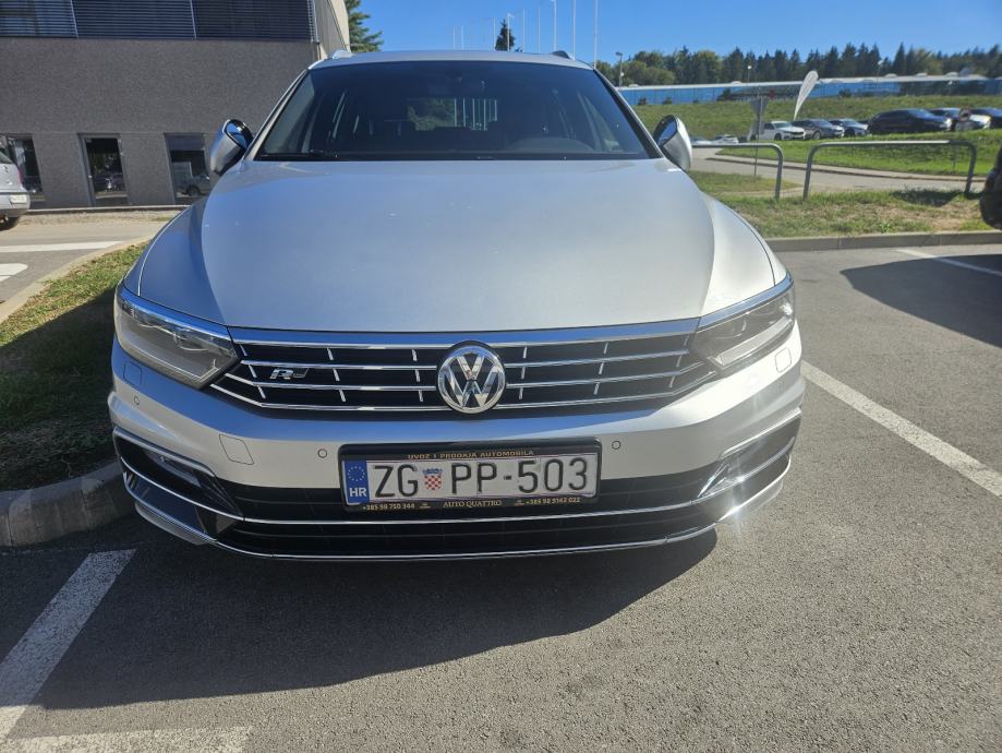 VW Passat Variant 2,0 TDI DSG R-LINE PANORAMA NAVI LED VELIKI SERVIS, fotografija 2