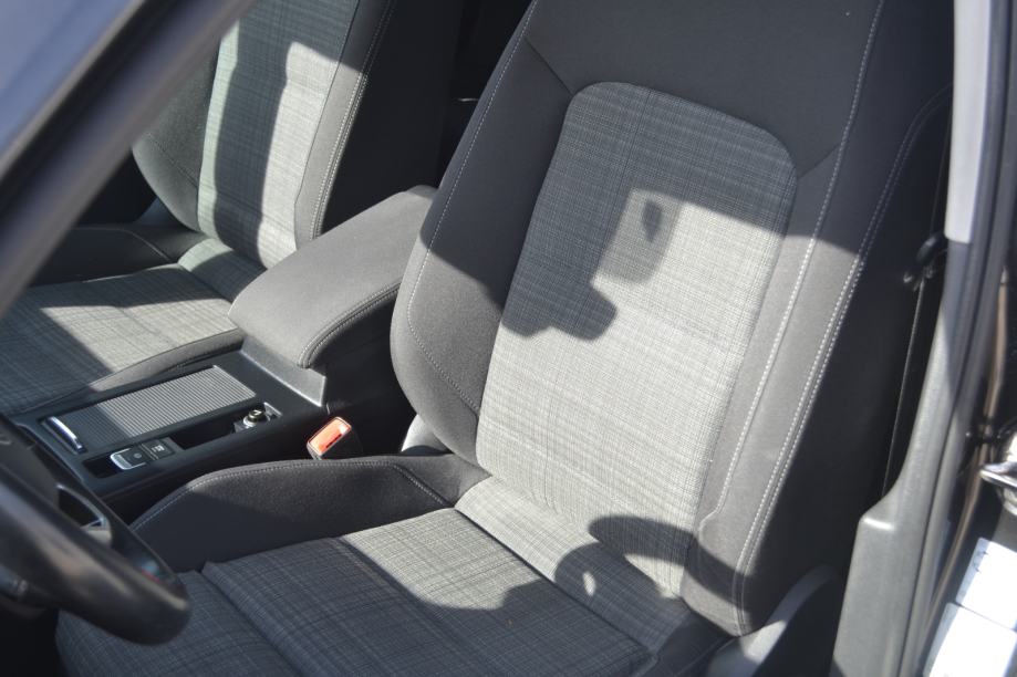 VW Passat Variant 2,0 TDI DSG ** rata 280€ ** BEZ UČEŠĆA ** servisna, fotografija 10