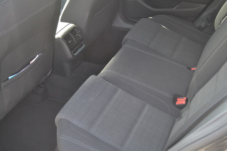 VW Passat Variant 2,0 TDI DSG ** rata 280€ ** BEZ UČEŠĆA ** servisna, fotografija 11