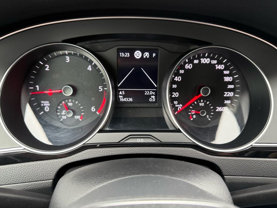 VW Passat SW‼️2g JAMSTVO‼️2.0 TDI DSG | REDIZAJN | 2020 | 150 KS | PDV, fotografija 13