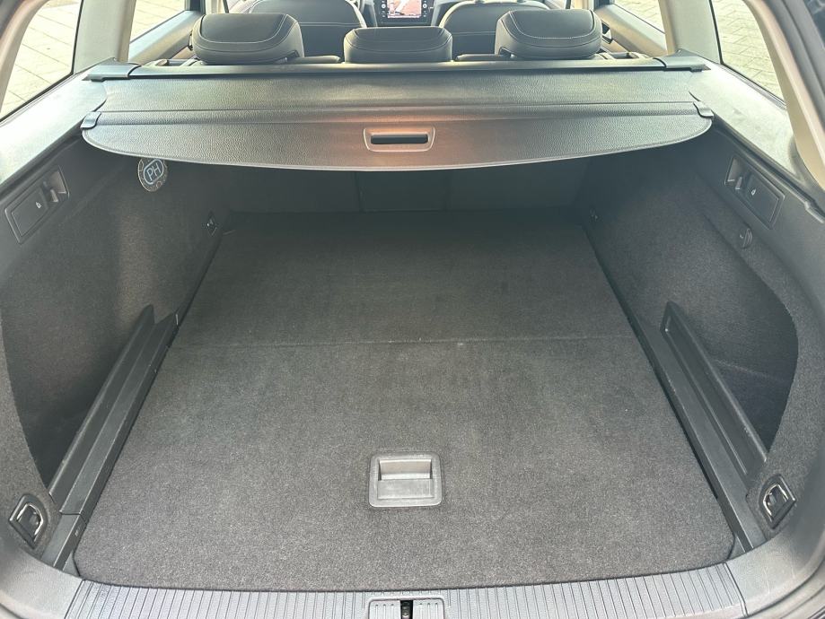 VW Passat Variant 2,0 TDI ELEGANCE *GRIJANJE SJEDALA*ACC*NAVI*KAMERA**, fotografija 16