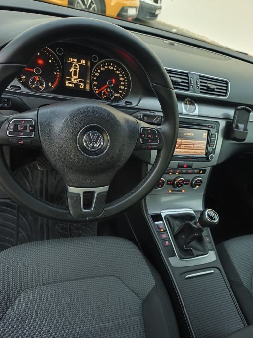 VW Passat Variant 2,0 TDI, fotografija 8