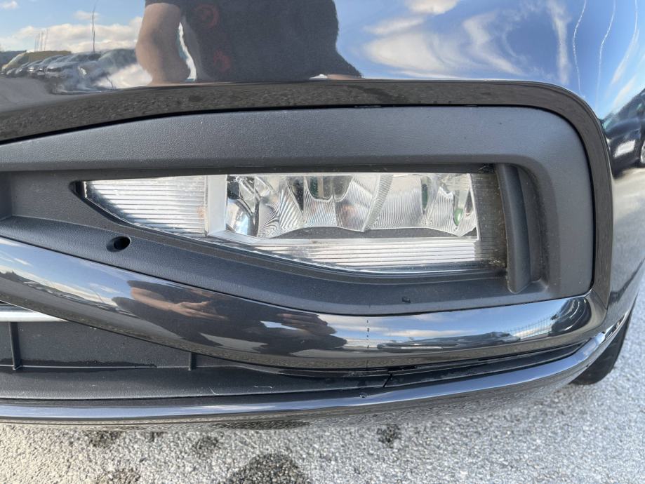 VW PASSAT Variant 2021 • PREMIUM jamstvo • AutoZubak Rabljena, fotografija 14