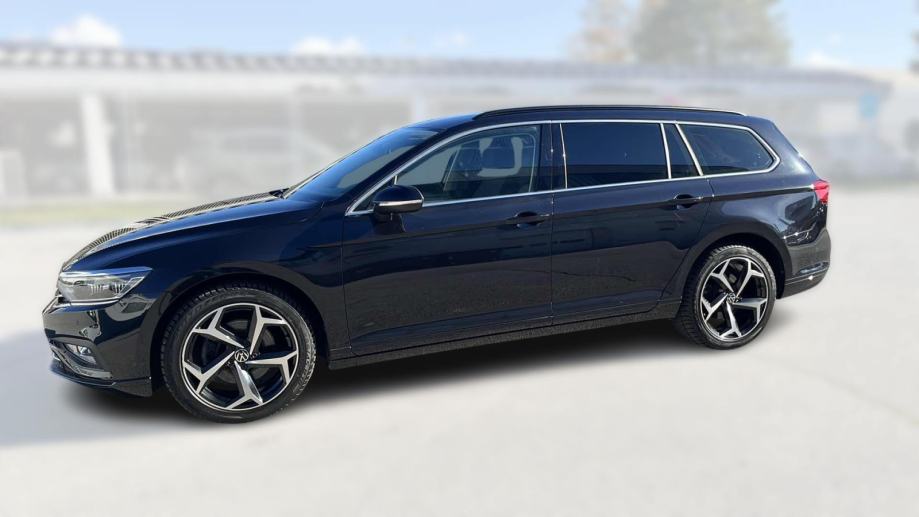 VW PASSAT Variant 2023 • PREMIUM jamstvo • AutoZubak Rabljena, fotografija 4