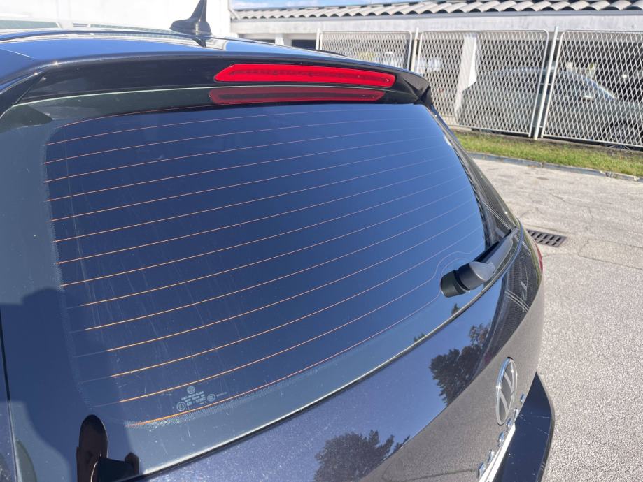 VW PASSAT Variant 2023 • PREMIUM jamstvo • AutoZubak Rabljena, fotografija 18