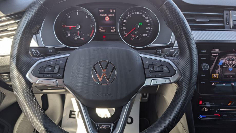 VW PASSAT VARIANT R-LINE 2.0 TDI DSG, fotografija 18