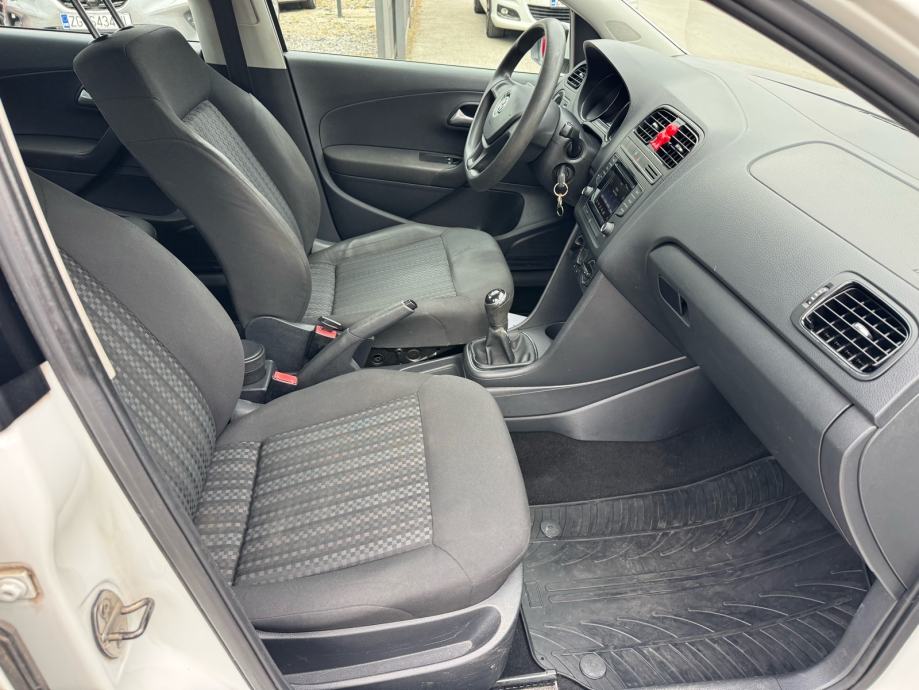 VW Polo 1,0 5 VRATA / HR AUTO !!, fotografija 13
