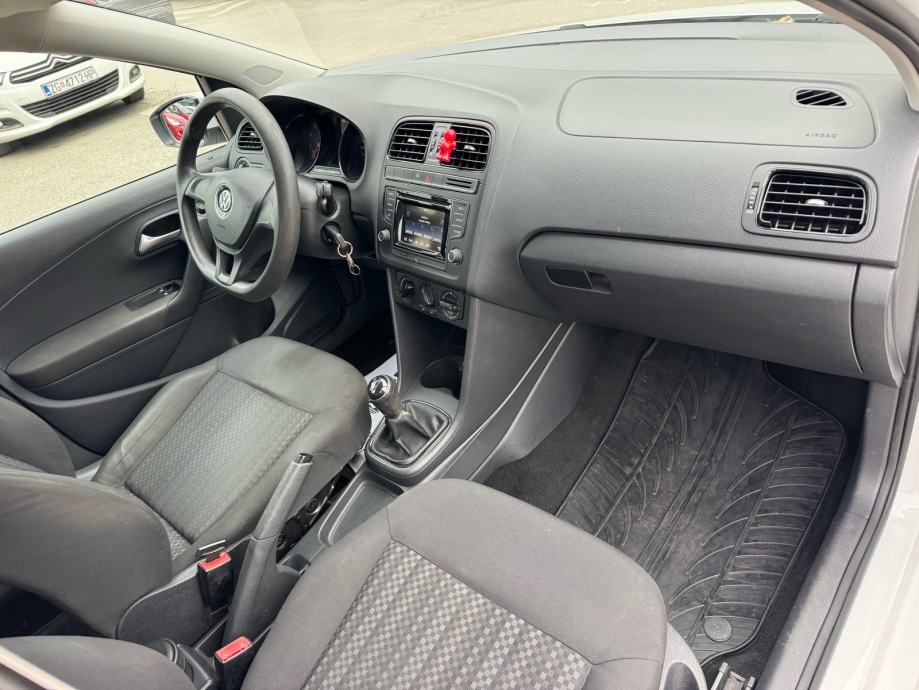 VW Polo 1,0 5 VRATA / HR AUTO !!, fotografija 19