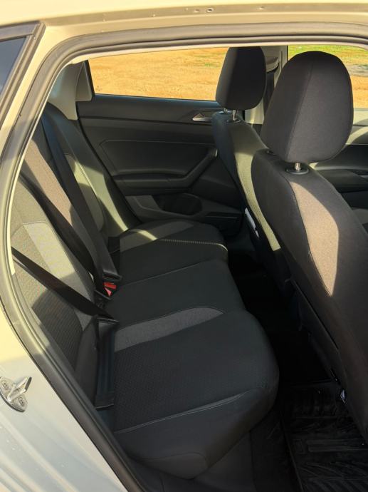 VW Polo 1,0 TSI, fotografija 11