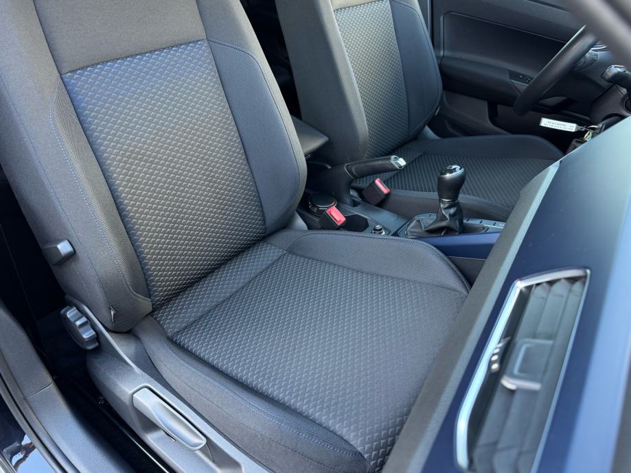 VW Polo 1,0 TSI / UNITED / AUT KLIMA / NAVI / 70KW / JAMSTVO, fotografija 19