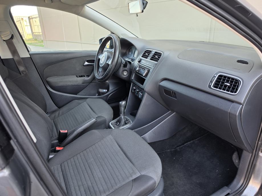 VW Polo 1,2 TDI **klima**servis**, fotografija 11