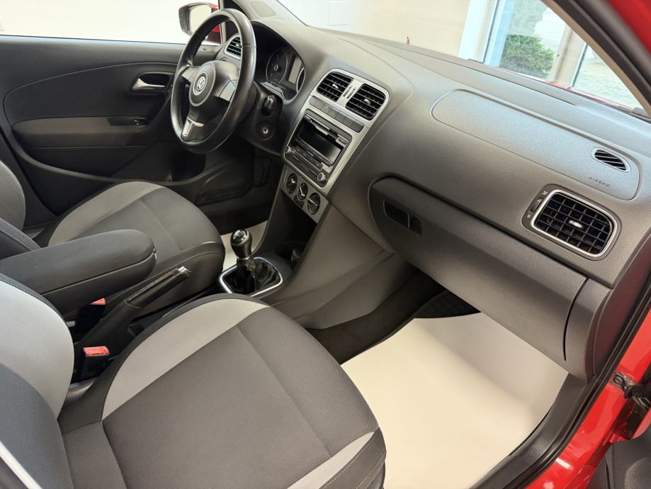 VW Polo 1,2 TDI** PRVI VLASNIK**, fotografija 11
