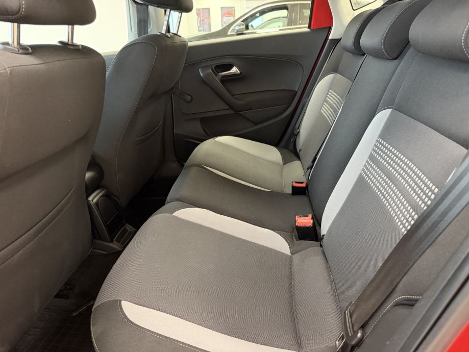 VW Polo 1,2 TDI** PRVI VLASNIK**, fotografija 13