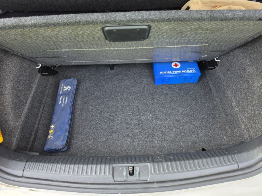 VW Polo 1,2 TDI, fotografija 8