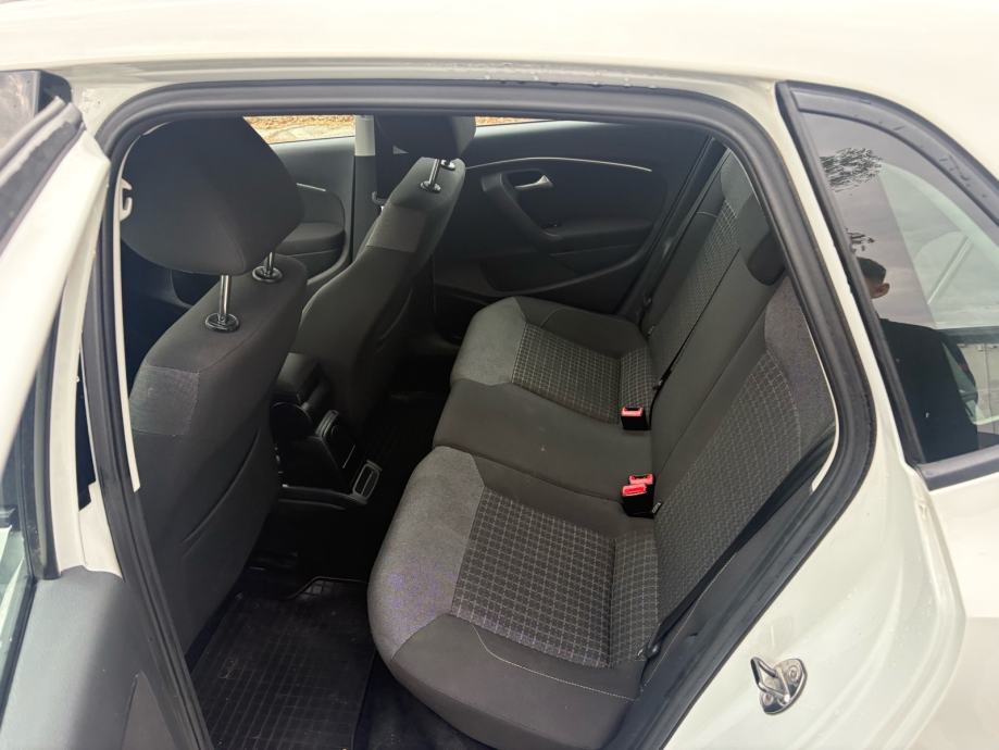 VW Polo 1,2 TSI 4 CILINDRA, fotografija 11