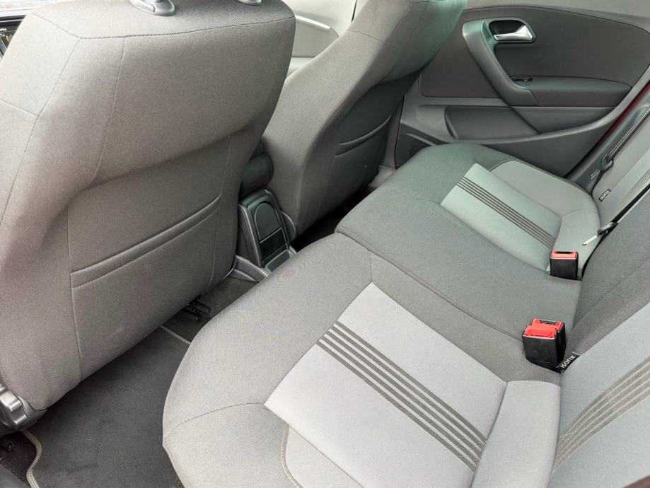 VW Polo 1,2 TSI BMT *ALL STAR*133.000KM*ALU*PARK SENZORI*, fotografija 18