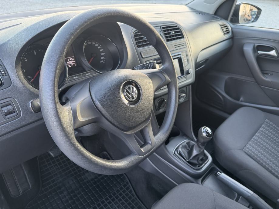 VW Polo 1,4 TDI = 160 000 km = Kupljen nov u HR, fotografija 9