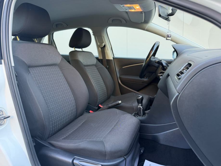 VW Polo 1,4 TDI BMT COMFORTLINE REDIZAJN NAVIGACIJA TEMPOMAT ALU - ZG, fotografija 7