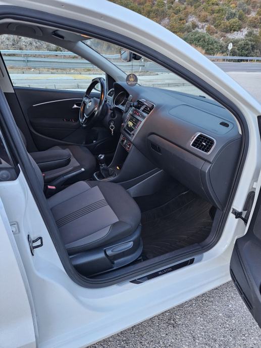 VW Polo 1,4 TDI BMT, fotografija 13