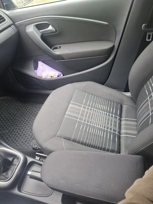 VW Polo 1,4 TDI BMT lounge oprema zamjena c klasa, fotografija 10
