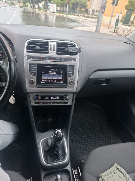VW Polo 1,4 TDI BMT lounge oprema zamjena c klasa, fotografija 11