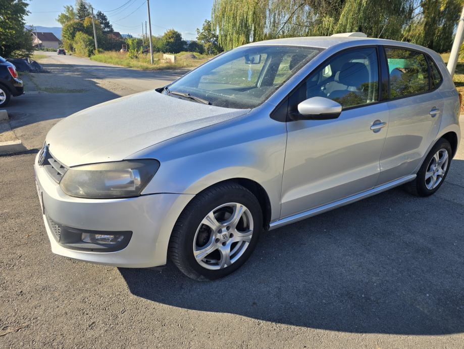 VW Polo 1,6 TDI AUTOMATIK 2012 GOD REG 9/2027, fotografija 3