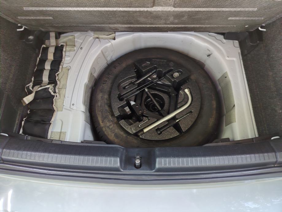 VW Polo 1,6 TDI Comfortline, fotografija 16