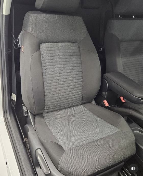 VW Polo 1,6 TDI/GTI LOOK, fotografija 6
