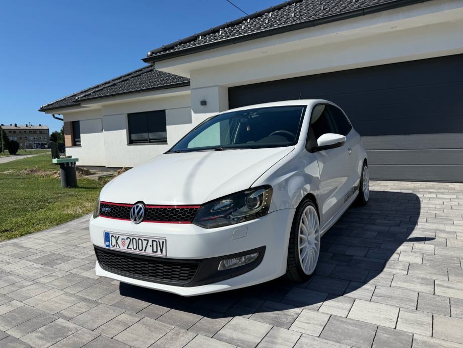 VW Polo 1,6 TDI/GTI LOOK, fotografija 2
