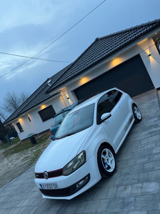 VW Polo 1,6 TDI/GTI LOOK, fotografija 4