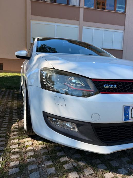 VW Polo 1,6 TDI/GTI LOOK, fotografija 5
