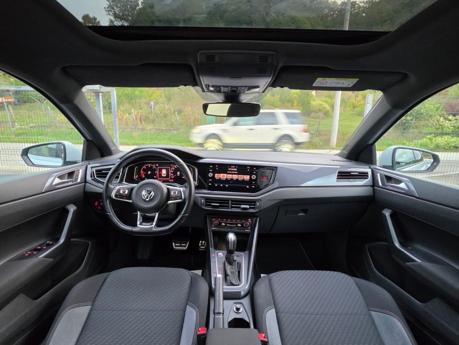 VW Polo 1,6 TDI R-line — DSG — panorama — virtual — kamera, fotografija 11