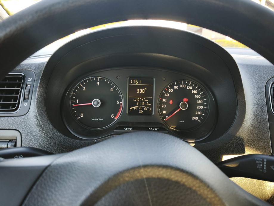 VW Polo 1,6 TDI, fotografija 12