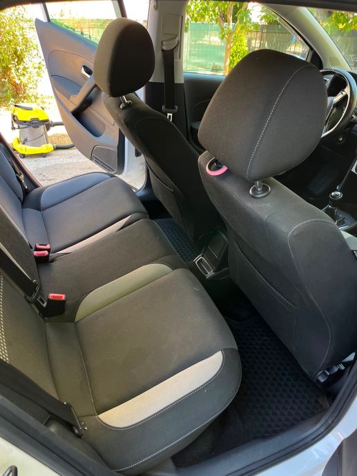 VW Polo 1,6 TDI, fotografija 11