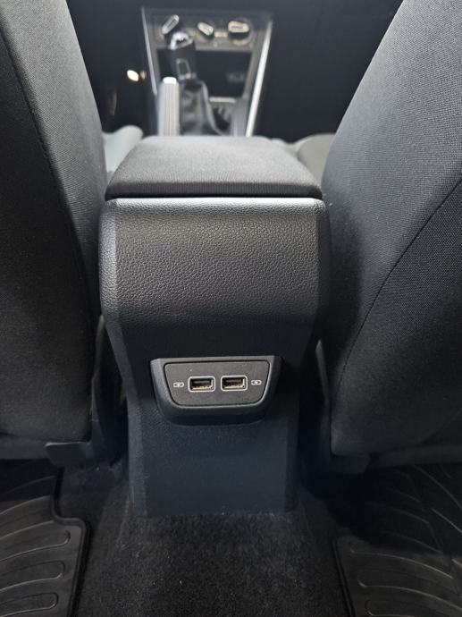 VW Polo 1,6 TDI, fotografija 12
