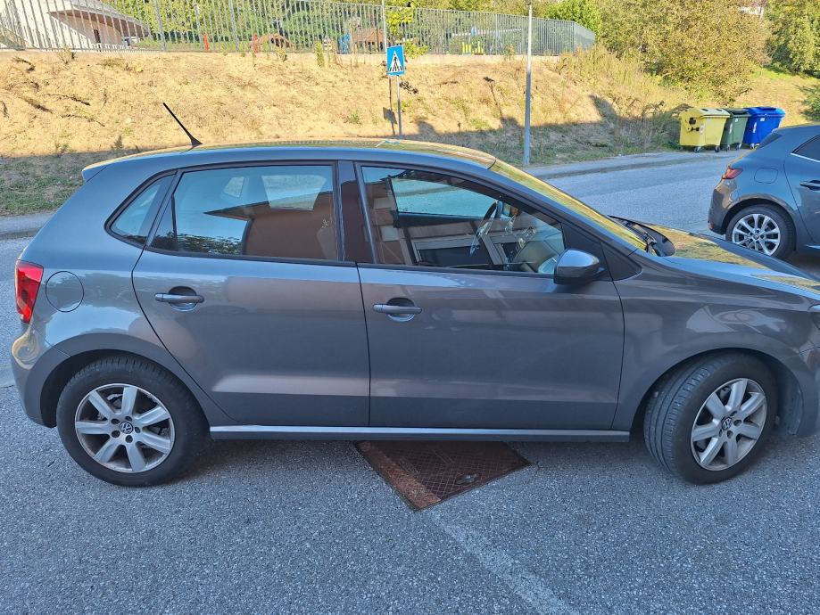 VW Polo 1,6 TDI,regan 09/27,HR auto, fotografija 3