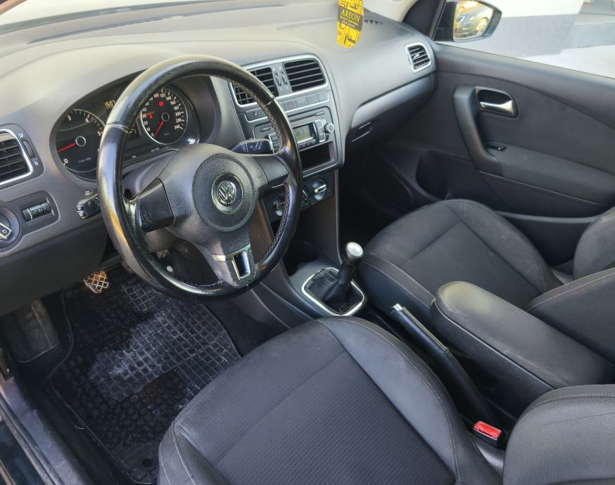 VW Polo 1,6 TDI, fotografija 8