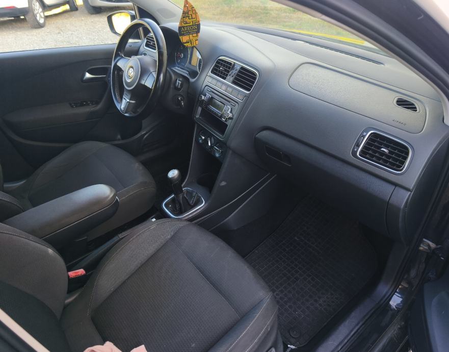 VW Polo 1,6 TDI, fotografija 12