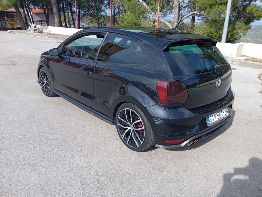 VW Polo 1,8 GTI BMT, fotografija 5