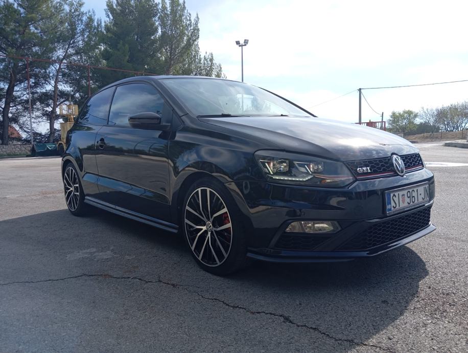 VW Polo 1,8 GTI BMT, fotografija 3