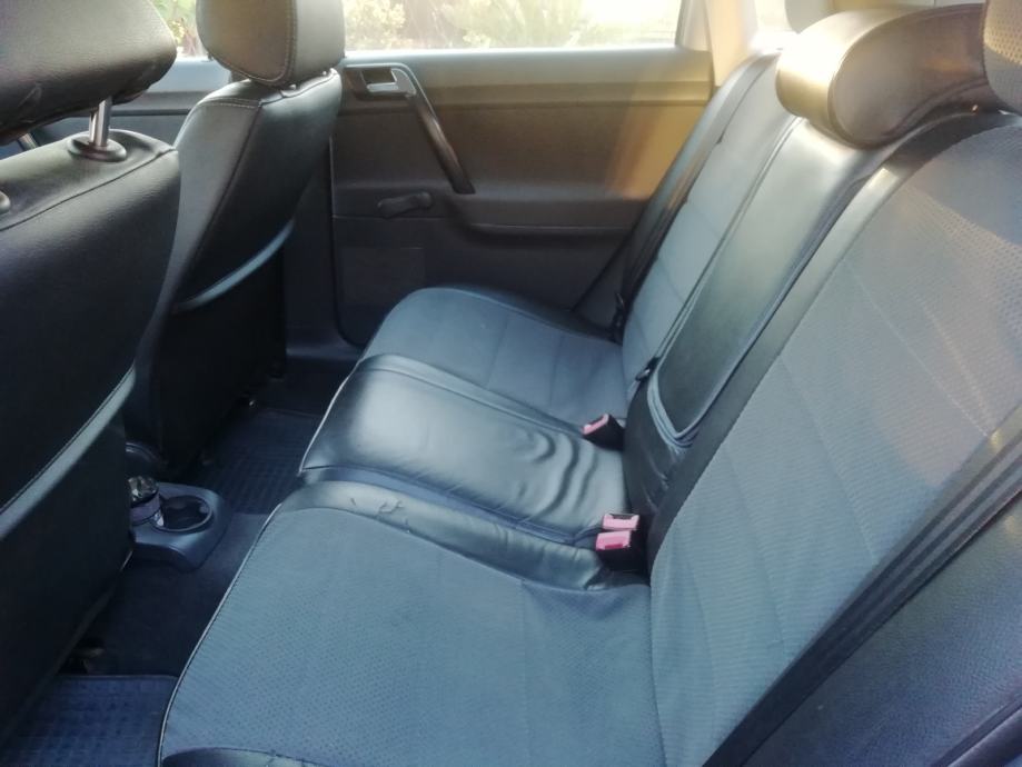 VW Polo 1,9 SDI, fotografija 11