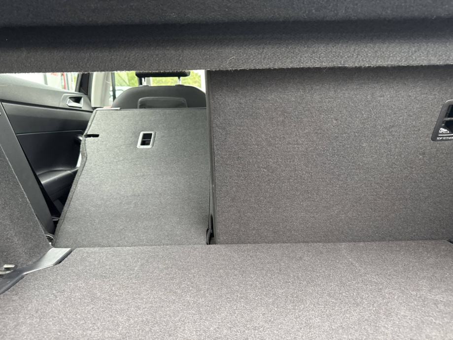 VW POLO 2023 • PREMIUM jamstvo • AutoZubak Rabljena, fotografija 19