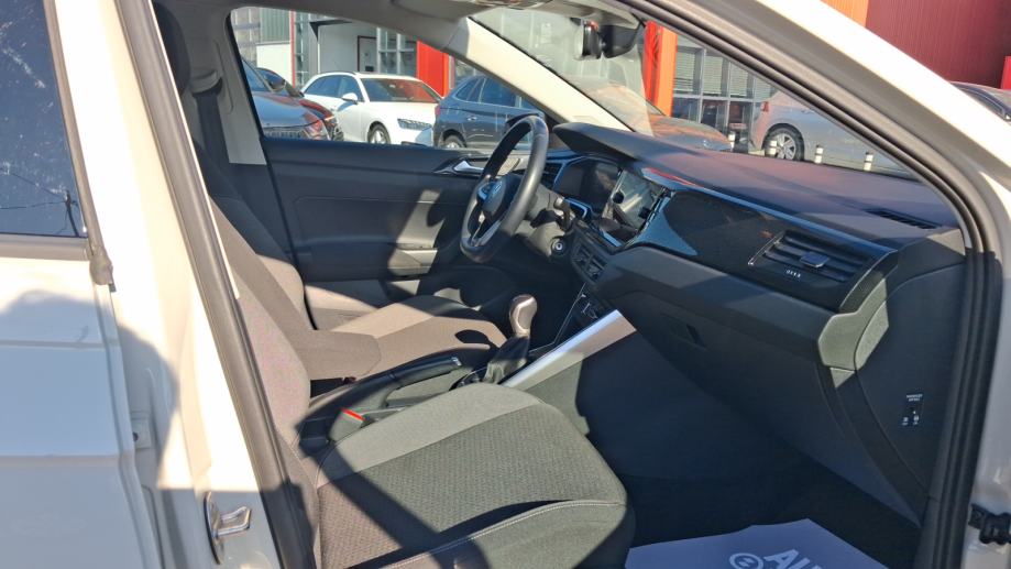 VW POLO 2024 • PREMIUM jamstvo • AutoZubak Rabljena, fotografija 9