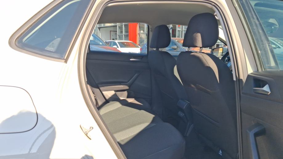 VW POLO 2024 • PREMIUM jamstvo • AutoZubak Rabljena, fotografija 10