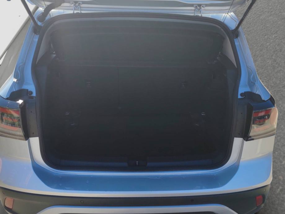 VW T-CROSS 1.0 TSI 95 KS LIFE PLUS *TVORNIČKO JAMSTVO*, fotografija 10