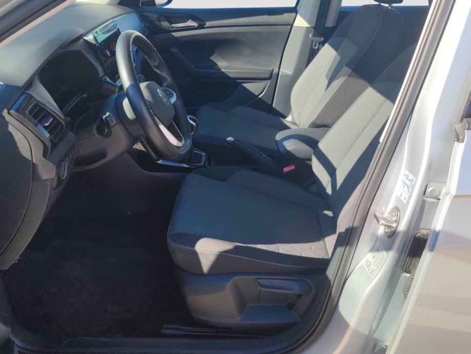 VW T-CROSS 1.0 TSI 95 KS LIFE PLUS *TVORNIČKO JAMSTVO*, fotografija 12