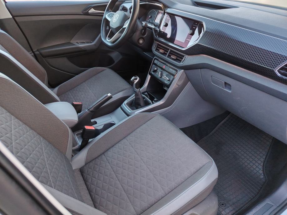 VW T-Cross 1,0 TSI *GARANCIJA* **42.000-km** KREDIT-KARTICE, fotografija 14