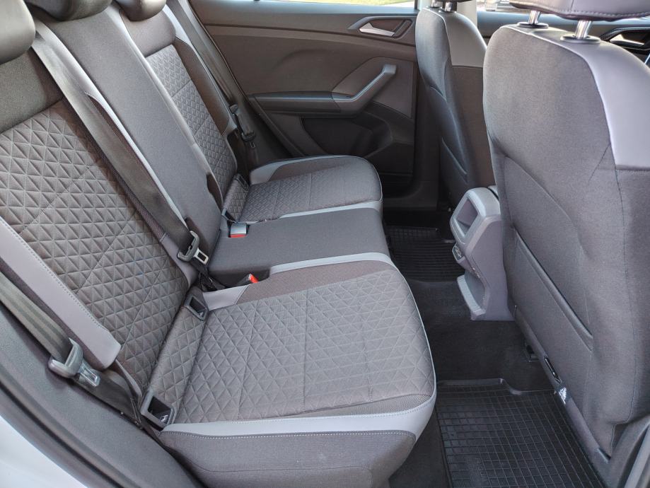 VW T-Cross 1,0 TSI *GARANCIJA* **42.000-km** KREDIT-KARTICE, fotografija 15